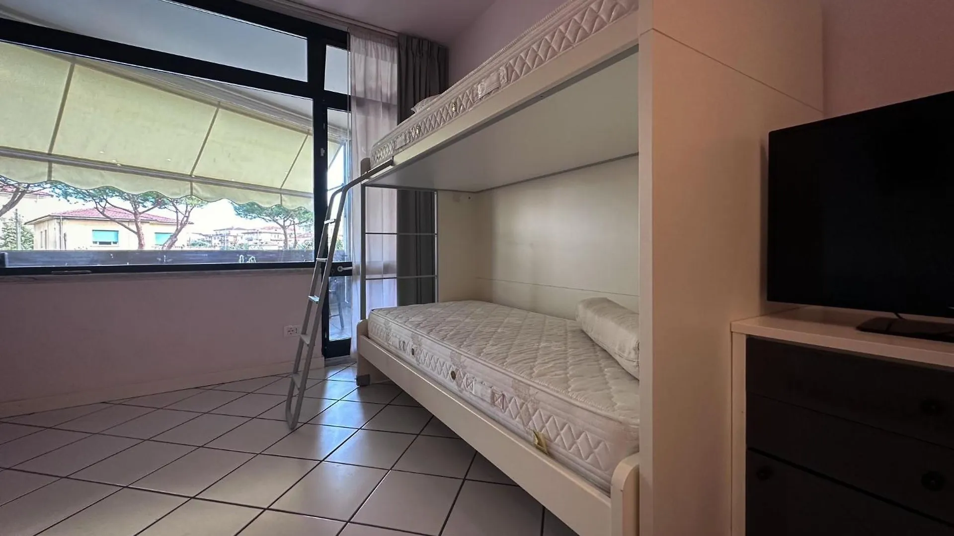 Residence Le Dune Лидо-ди-Камайоре 0*,